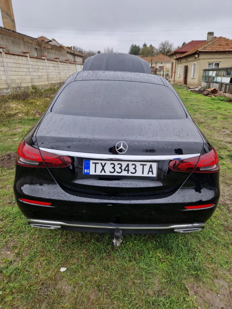 Mercedes-Benz E 220, снимка 8 - Автомобили и джипове - 52776943