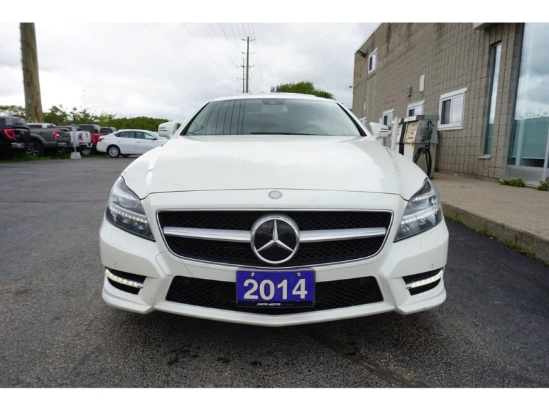 Mercedes-Benz CLS * CLS550 4MATIC AWD CERTIFIED * ACCIDENT FREE* NAV, снимка 2 - Автомобили и джипове - 52827607