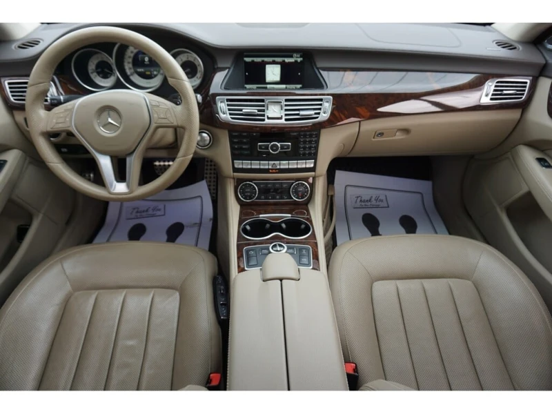 Mercedes-Benz CLS * CLS550 4MATIC AWD CERTIFIED * ACCIDENT FREE* NAV, снимка 10 - Автомобили и джипове - 52827607