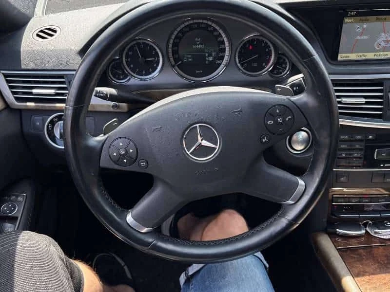 Mercedes-Benz E 350 KEYLESS| ПОДГРЕВИ| ПАМЕТ| CARFAX| , снимка 9 - Автомобили и джипове - 54833908