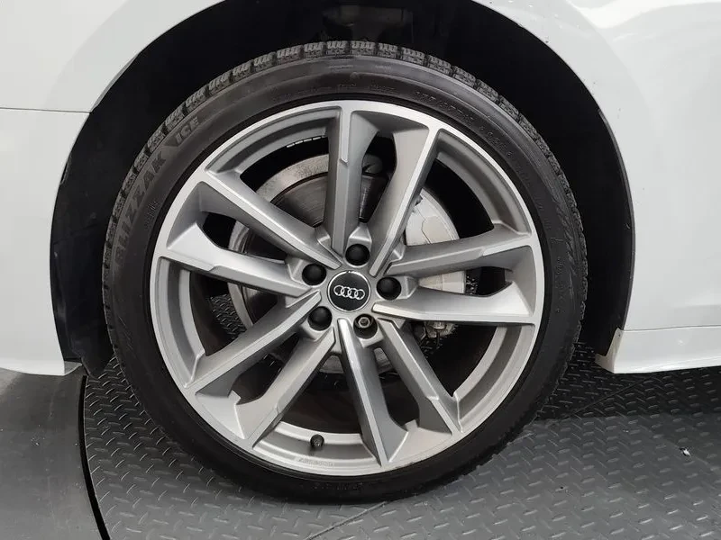 Audi A5 2.0 TDI Quattro, снимка 5 - Автомобили и джипове - 55013095