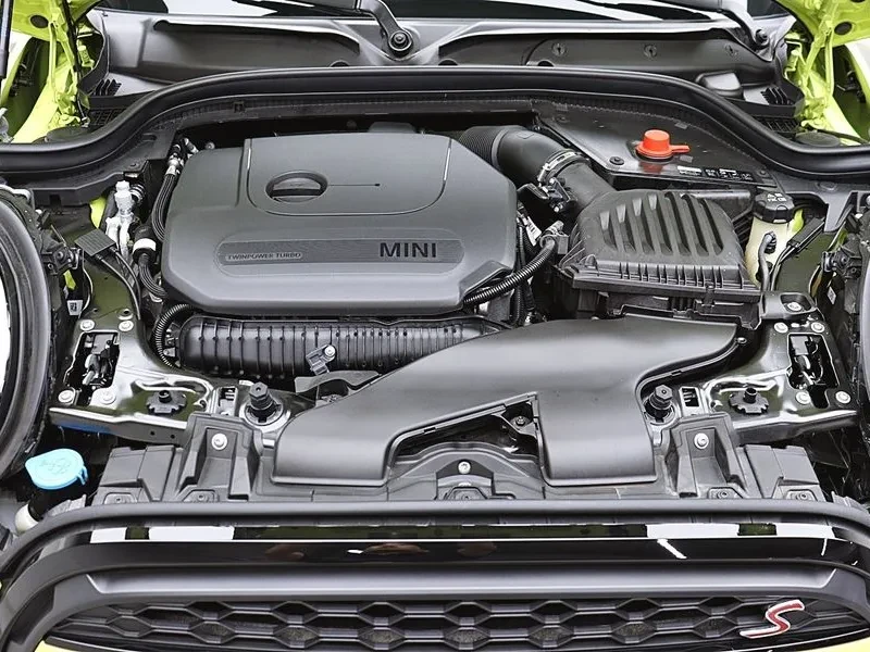 Mini Cooper Classic 3Rd Generation, снимка 7 - Автомобили и джипове - 56289015