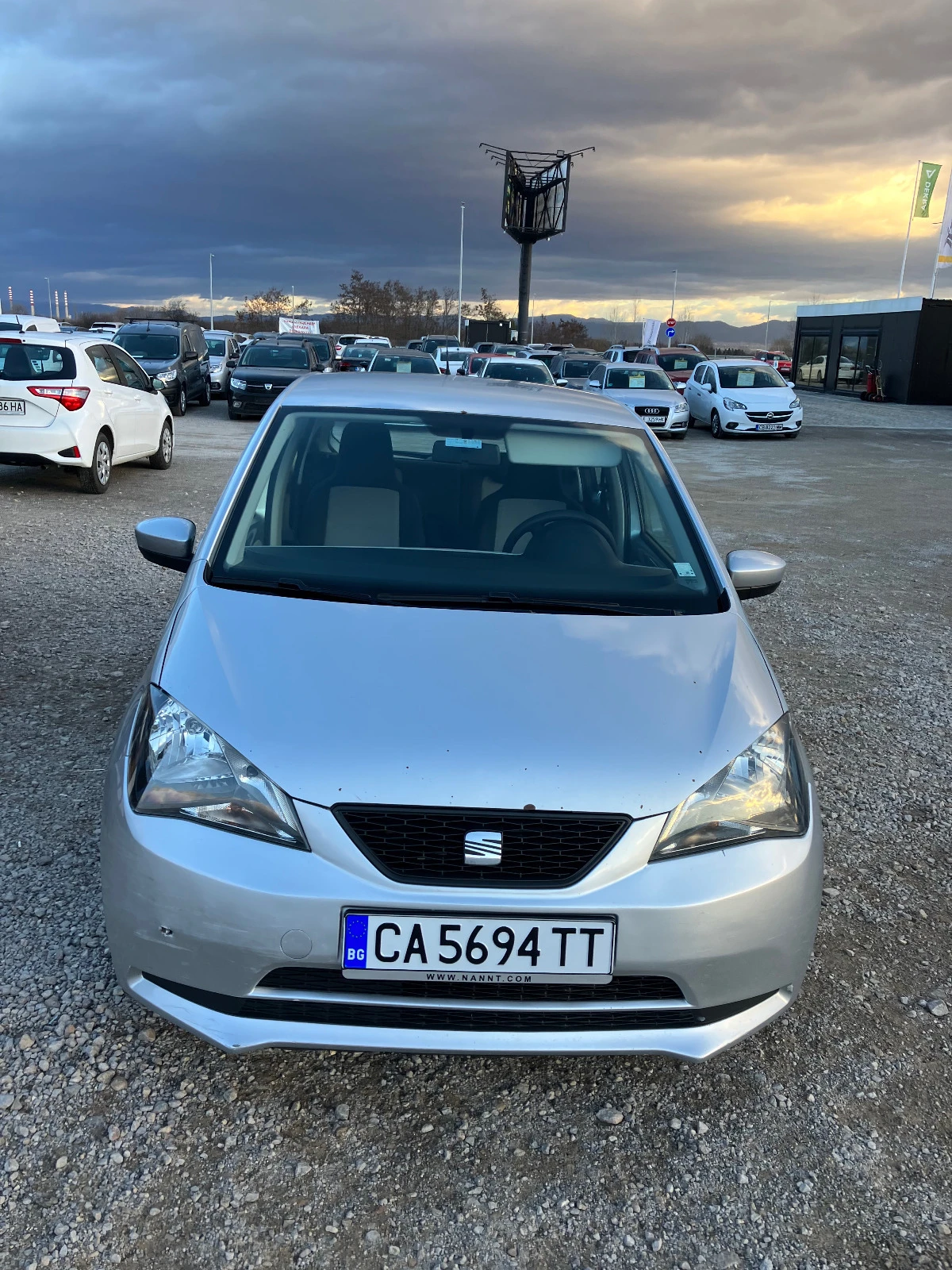 Seat Mii 1.0 60 к.с. - изображение 3