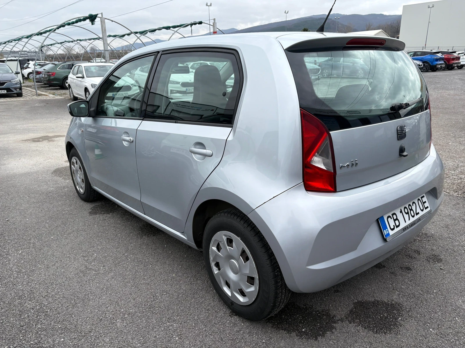 Seat Mii 1.0 60 к.с., снимка 4 - Автомобили и джипове - 39346073