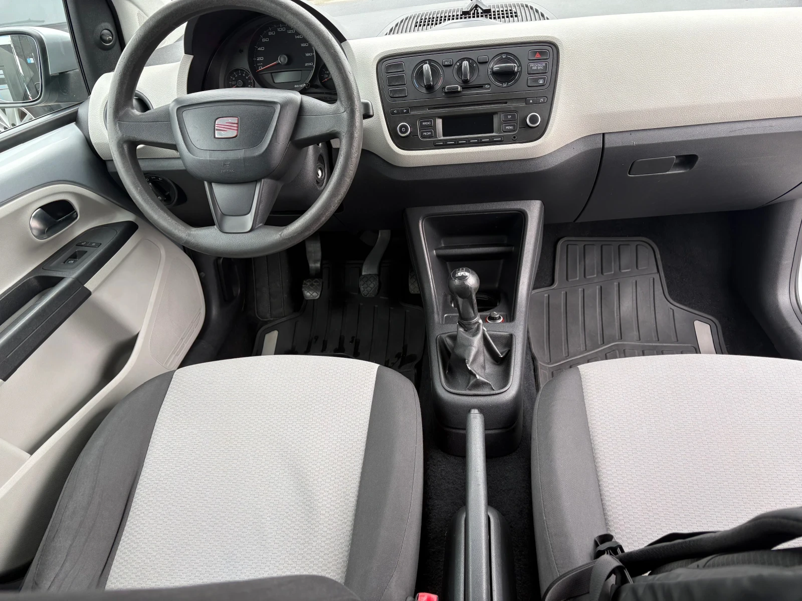 Seat Mii 1.0 60 к.с., снимка 10 - Автомобили и джипове - 39346073