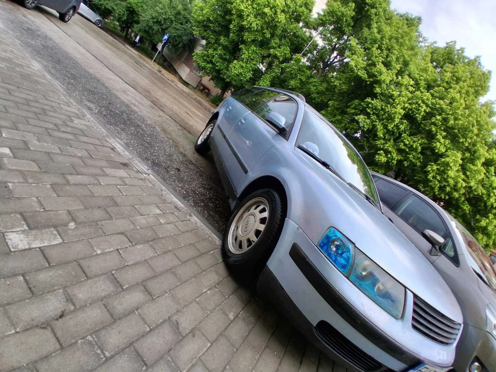 VW Passat 1.9 TDI 110 k.c - изображение 2