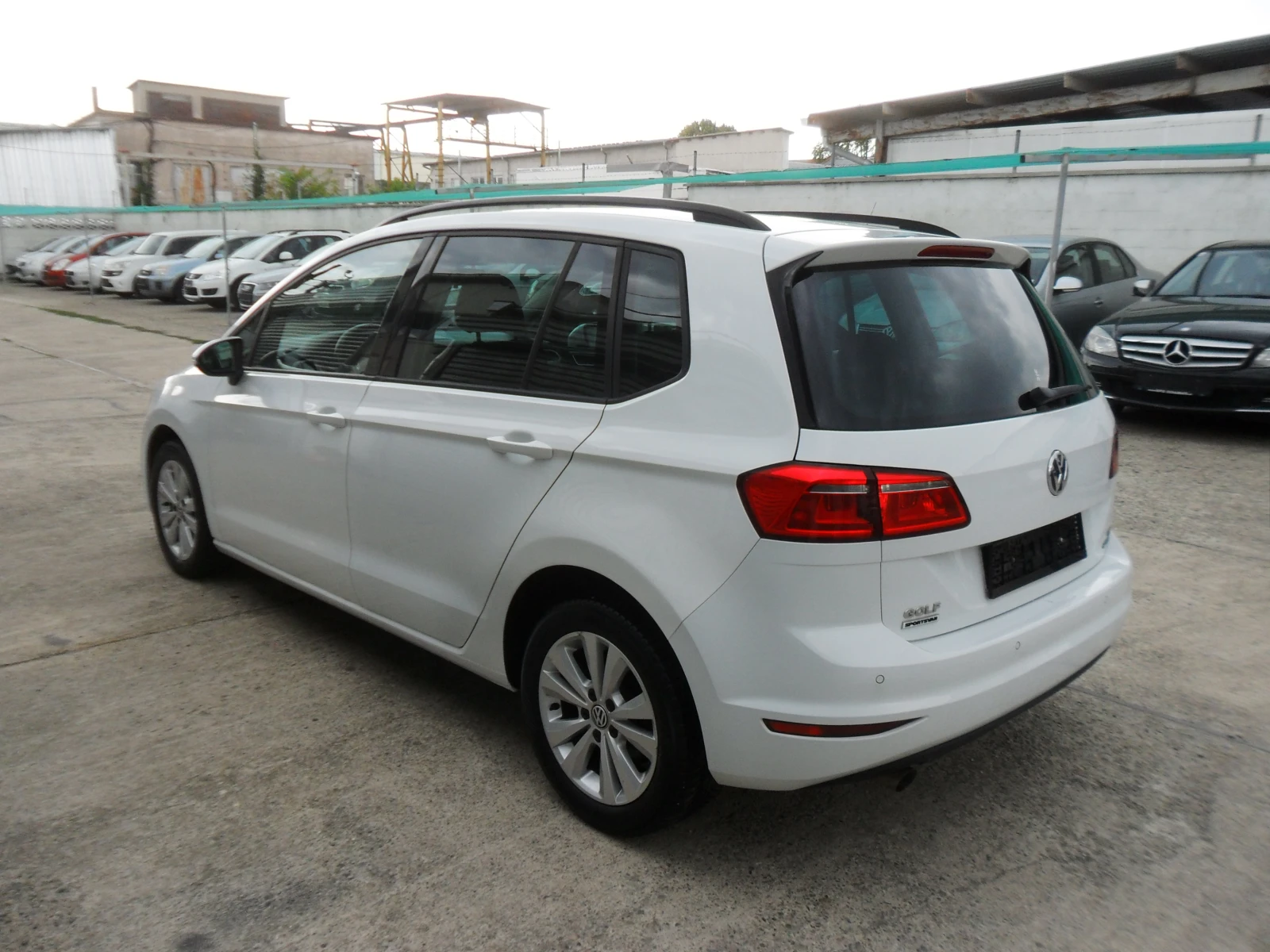 VW Sportsvan 1, 6-TDI-EURO-6B-BLUEMOTIONTECHNOLOGY - изображение 8