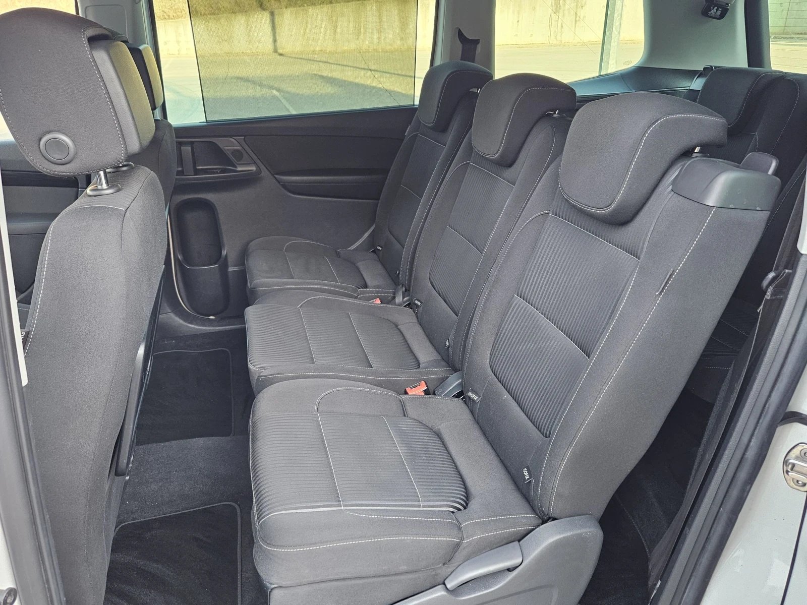 VW Sharan 2.0 177к.с. АВТОМАТИК 7 места - изображение 9