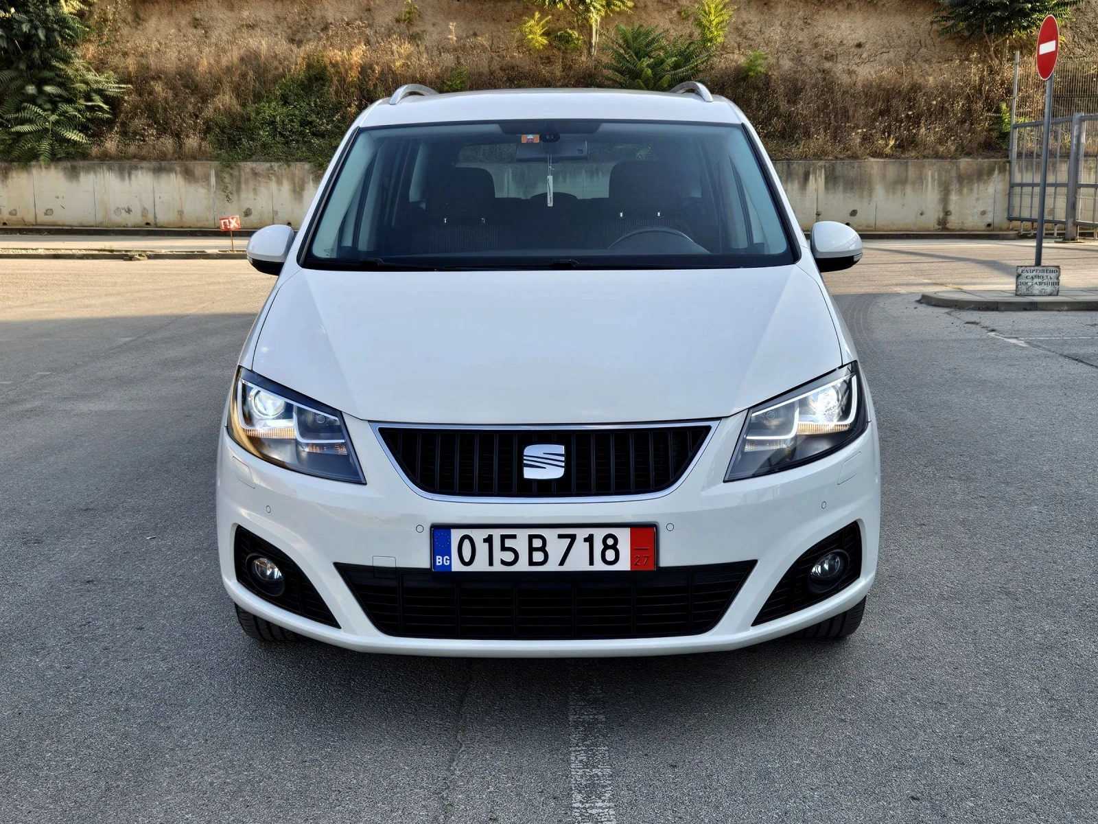 VW Sharan 2.0 177к.с. АВТОМАТИК 7 места - изображение 7
