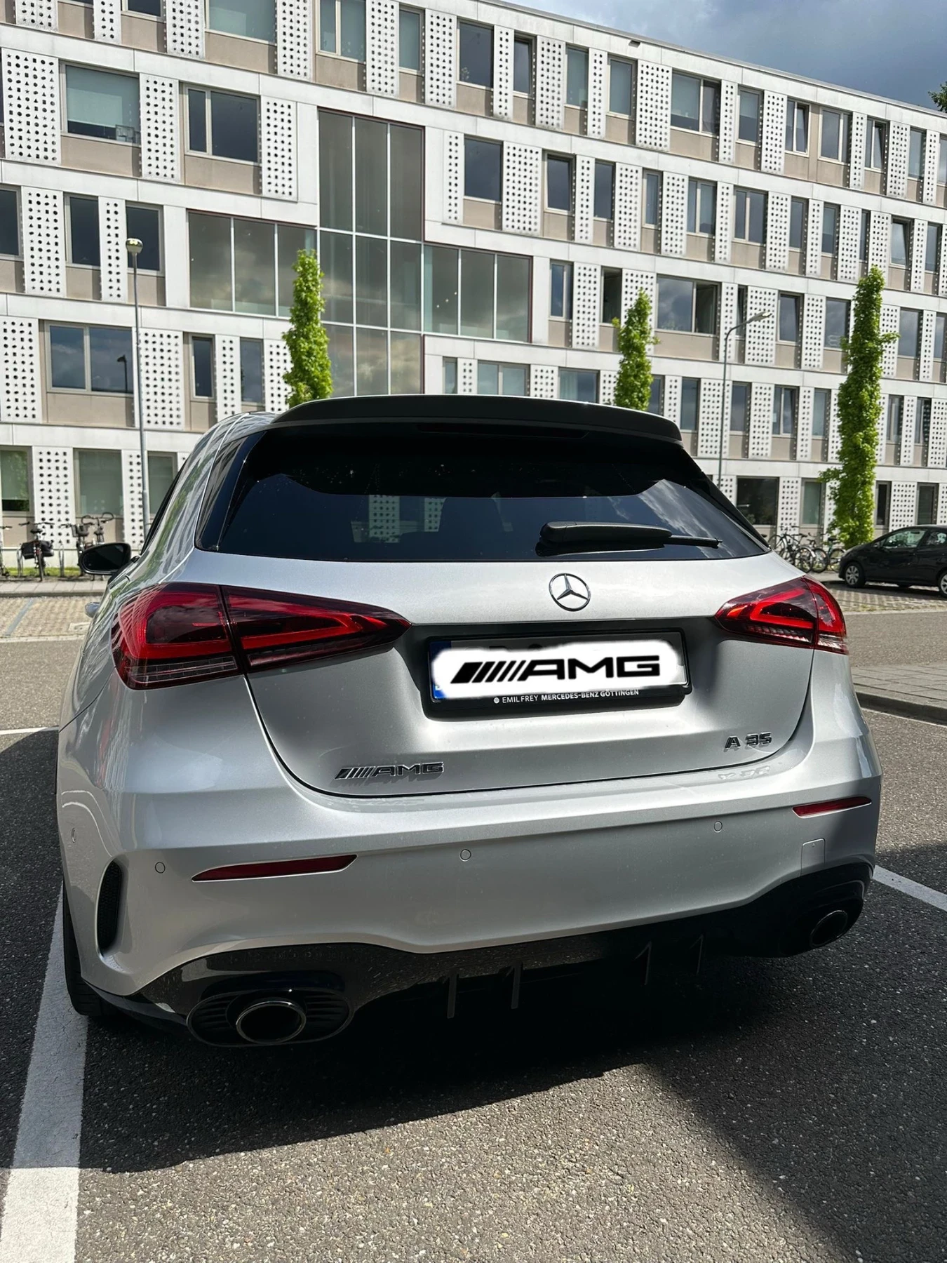 Mercedes-Benz A 35 AMG | 4MATIC | MULTIBEAM | Burmester | Panorama | Mobile.bg   3