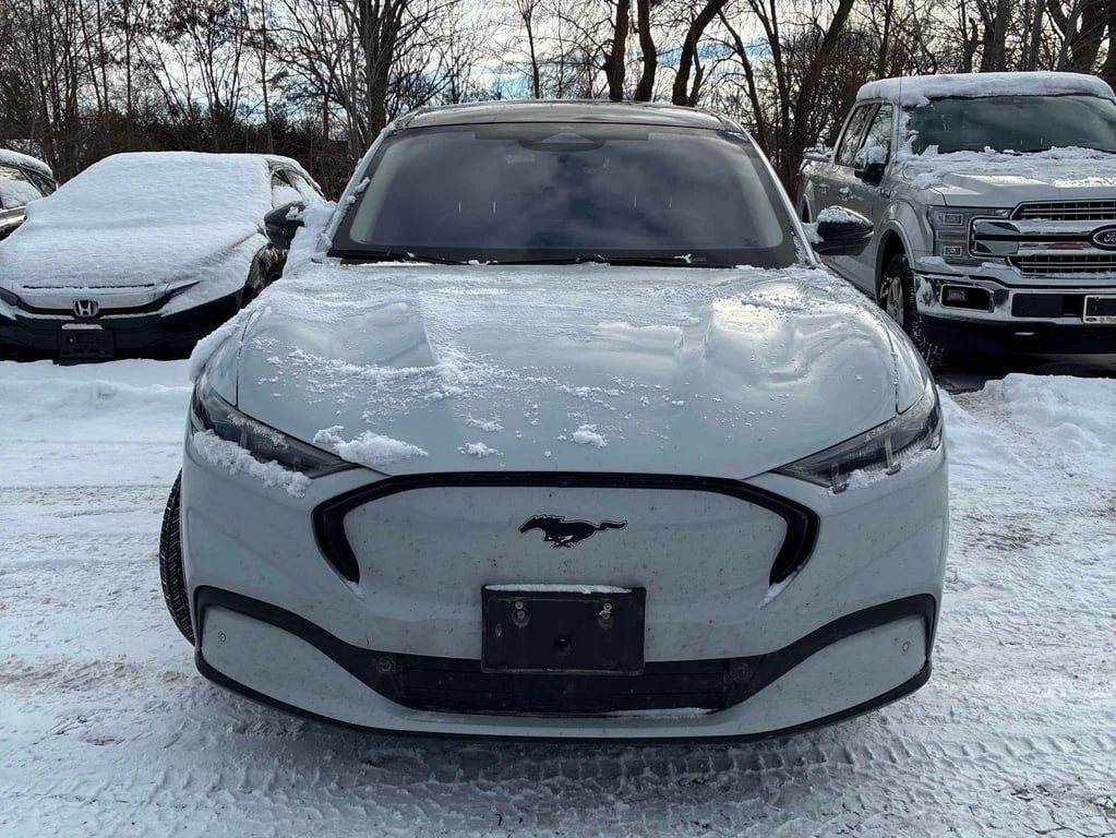 Ford Mustang Mach-E * Premium * CARFAX * БЕЗ ПЪРВОНАЧАЛНА ВНОСКА - изображение 6