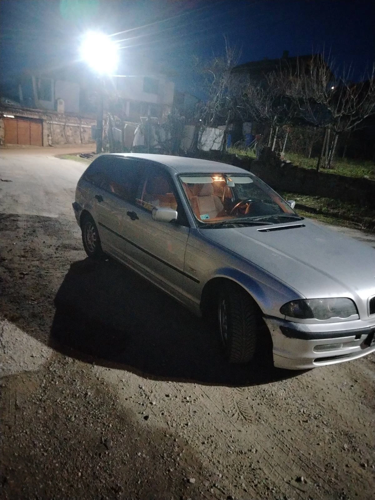 BMW 320 2.0d - изображение 4