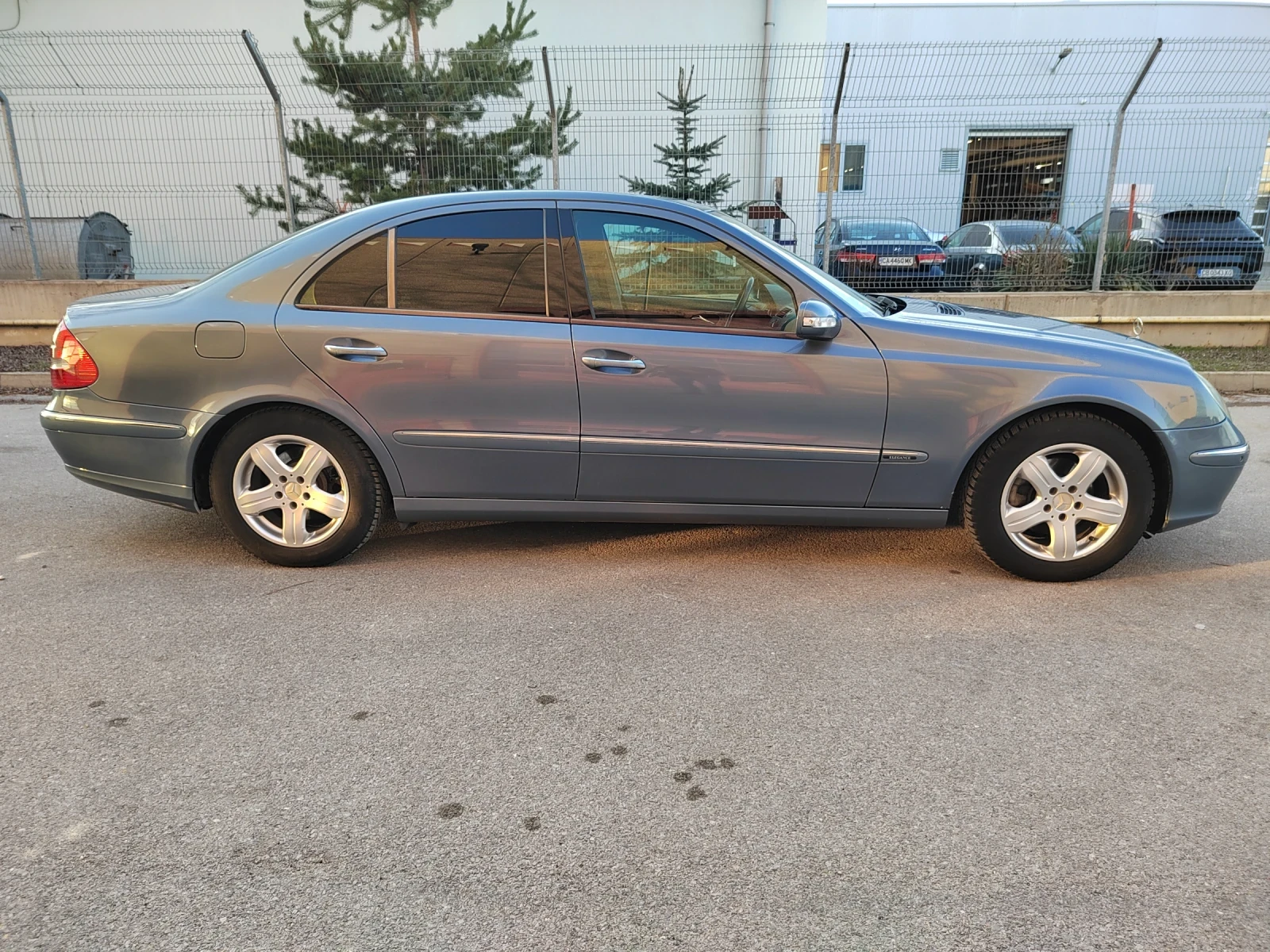 Mercedes-Benz E 280 Е280cdi 7g tronic, снимка 3 - Автомобили и джипове - 53864338