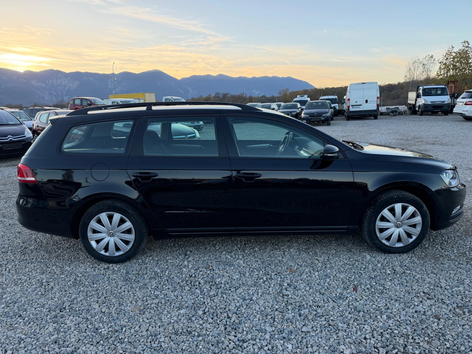 VW Passat, снимка 4 - Автомобили и джипове - 53990502