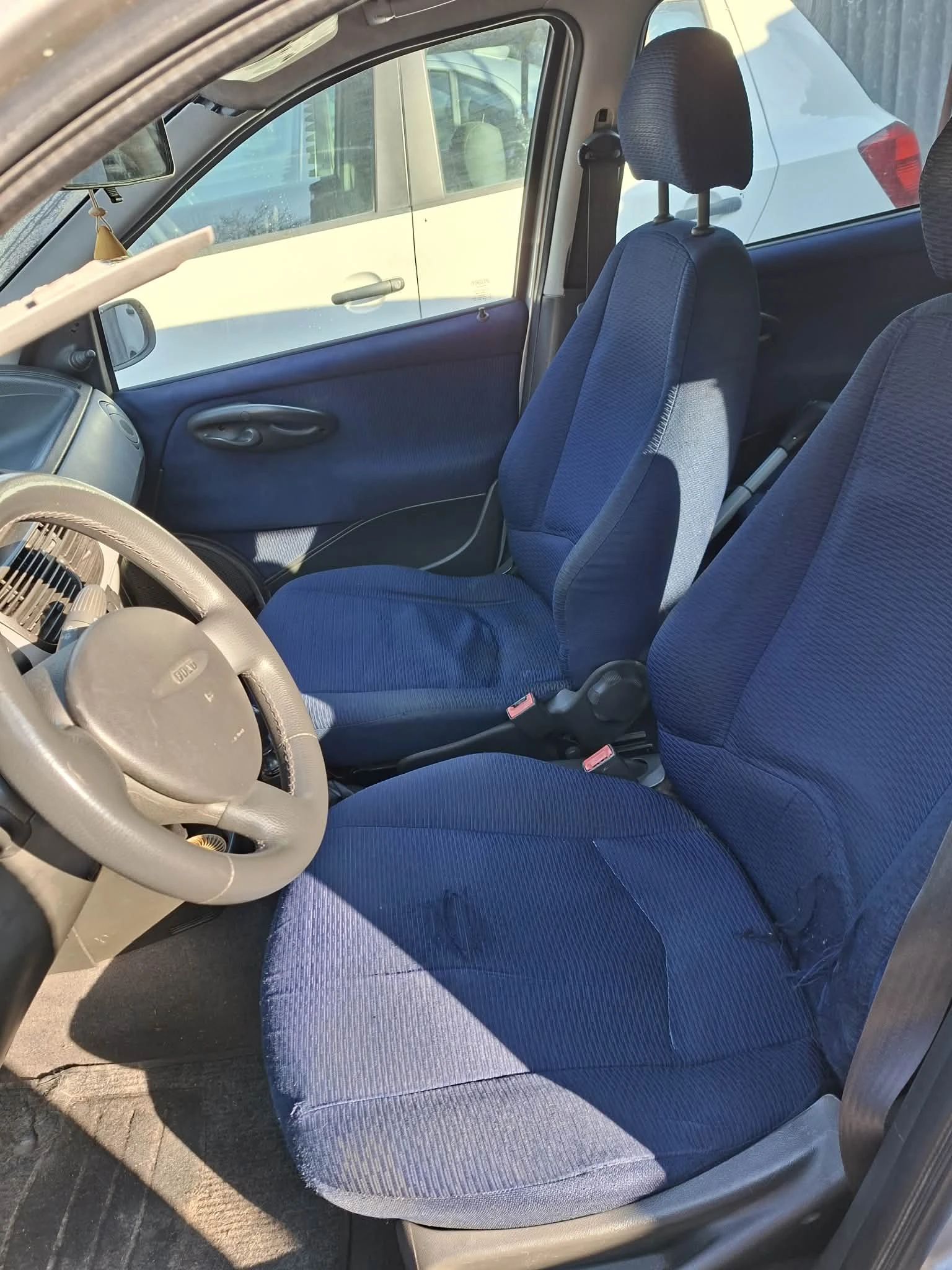 Fiat Punto, снимка 4 - Автомобили и джипове - 54126571