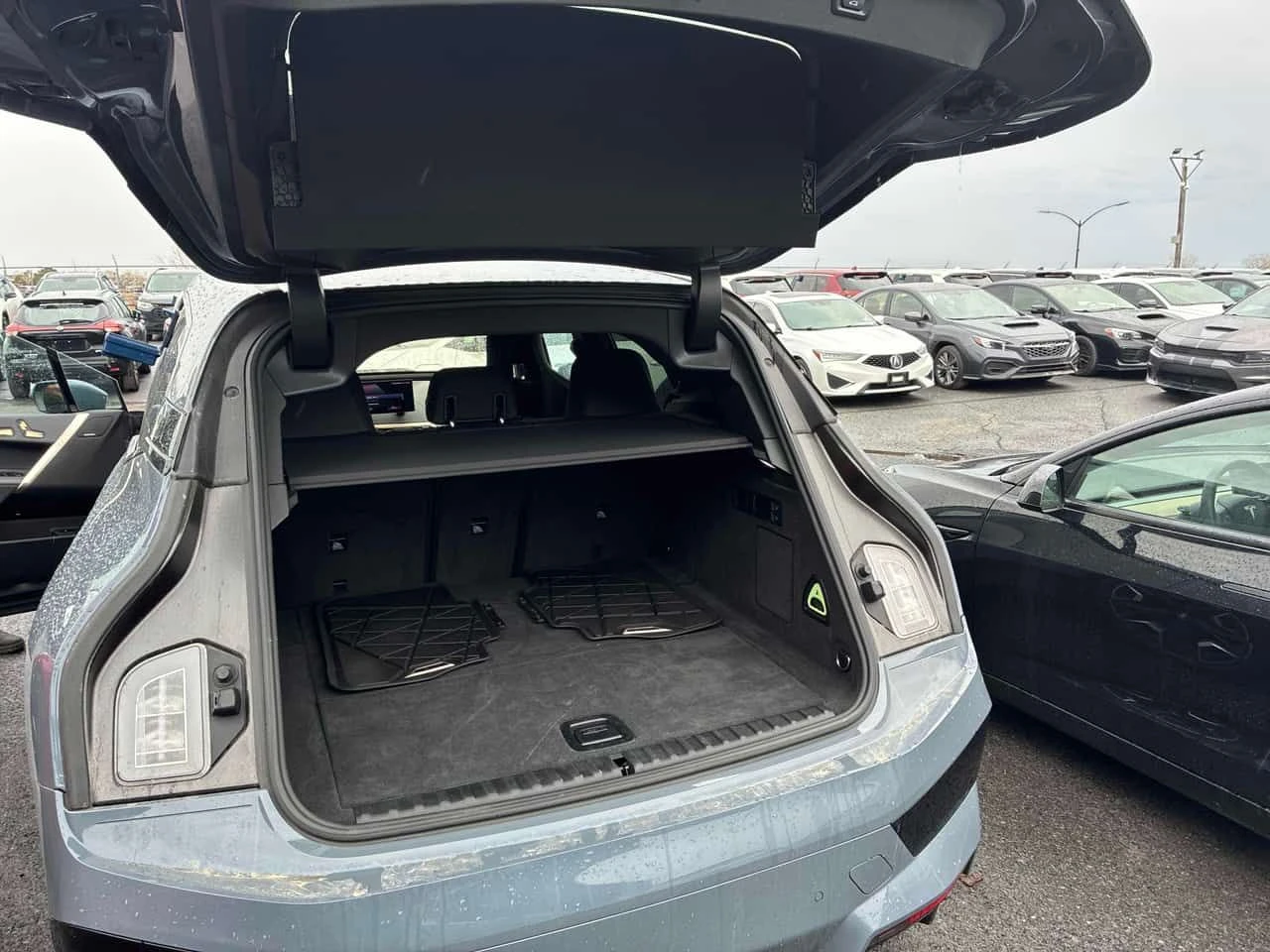 BMW iX * xDrive50 * CARFAX * 360 * H/K * ПОДГРЕВ * ПАМЕТ, снимка 12 - Автомобили и джипове - 54184595