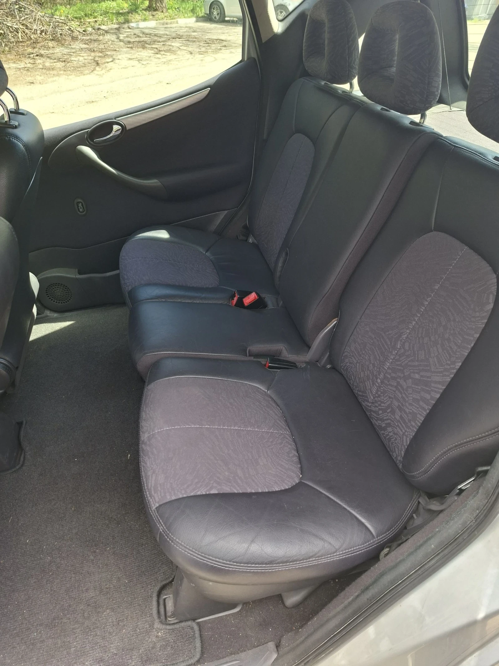 Mercedes-Benz A 170 1.7 CDI, снимка 10 - Автомобили и джипове - 54313120