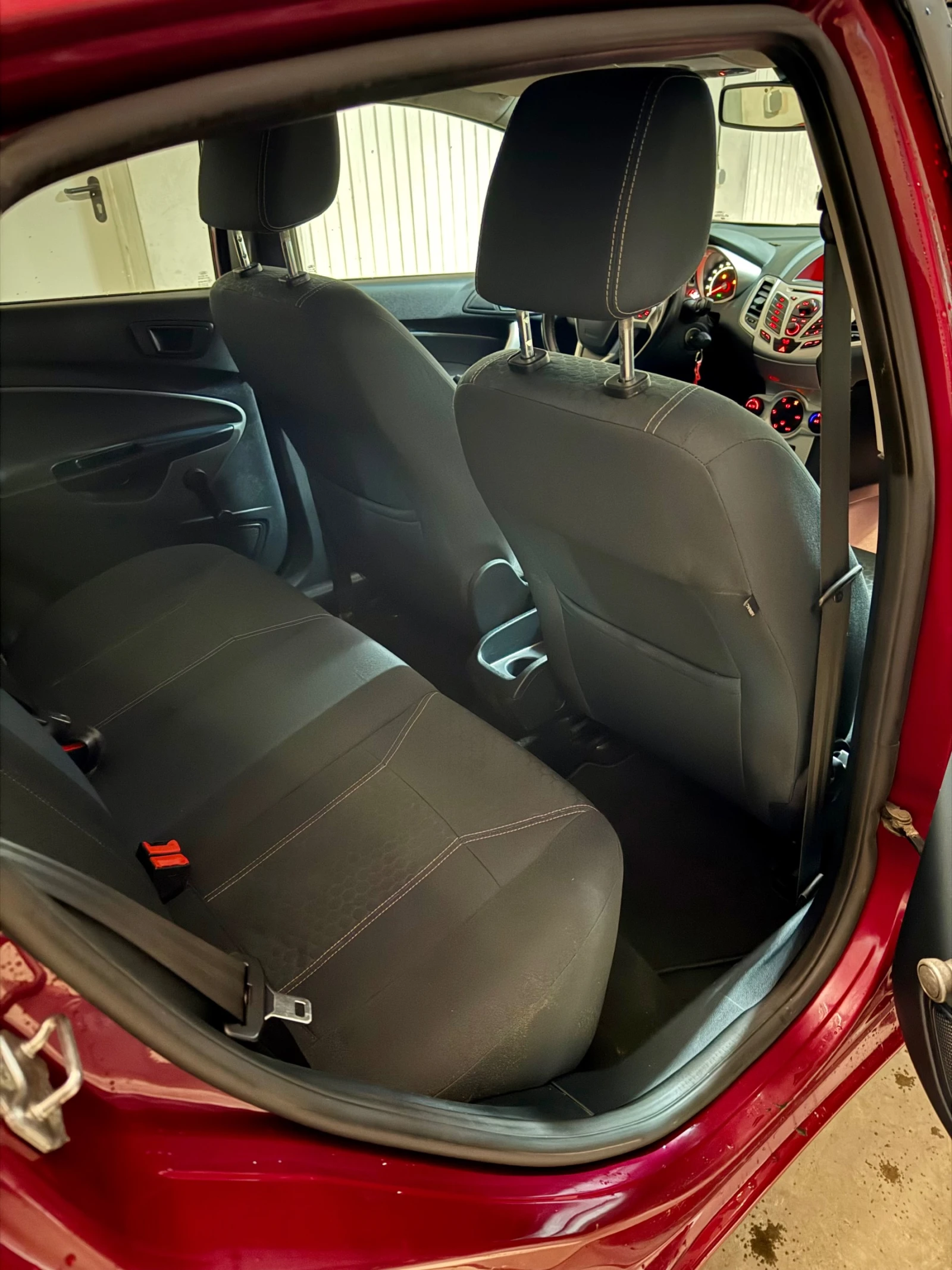 Ford Fiesta ���/������ | Mobile.bg � ����������� 9