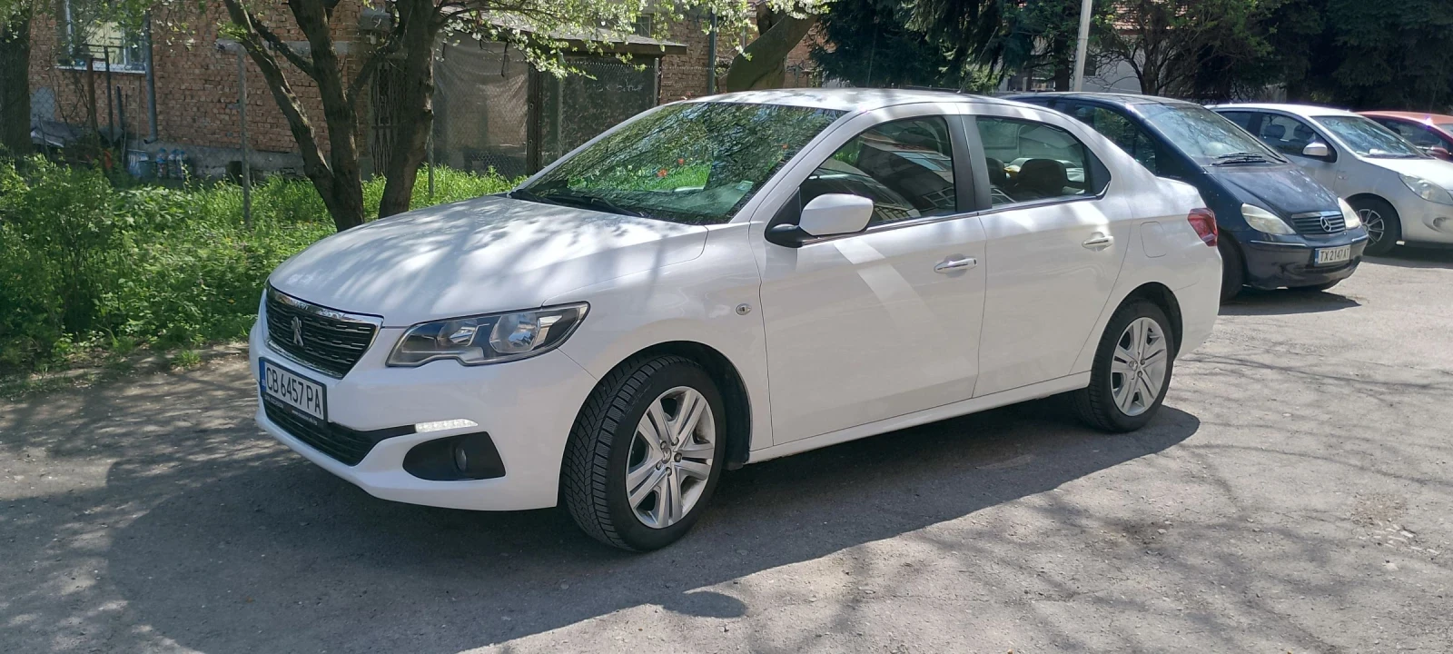 Peugeot 301 1.5 Blue hdi, снимка 5 - Автомобили и джипове - 54553431
