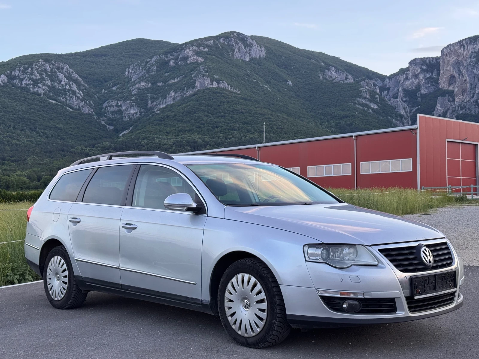 VW Passat 2.0TDI / Климатроник / Нави