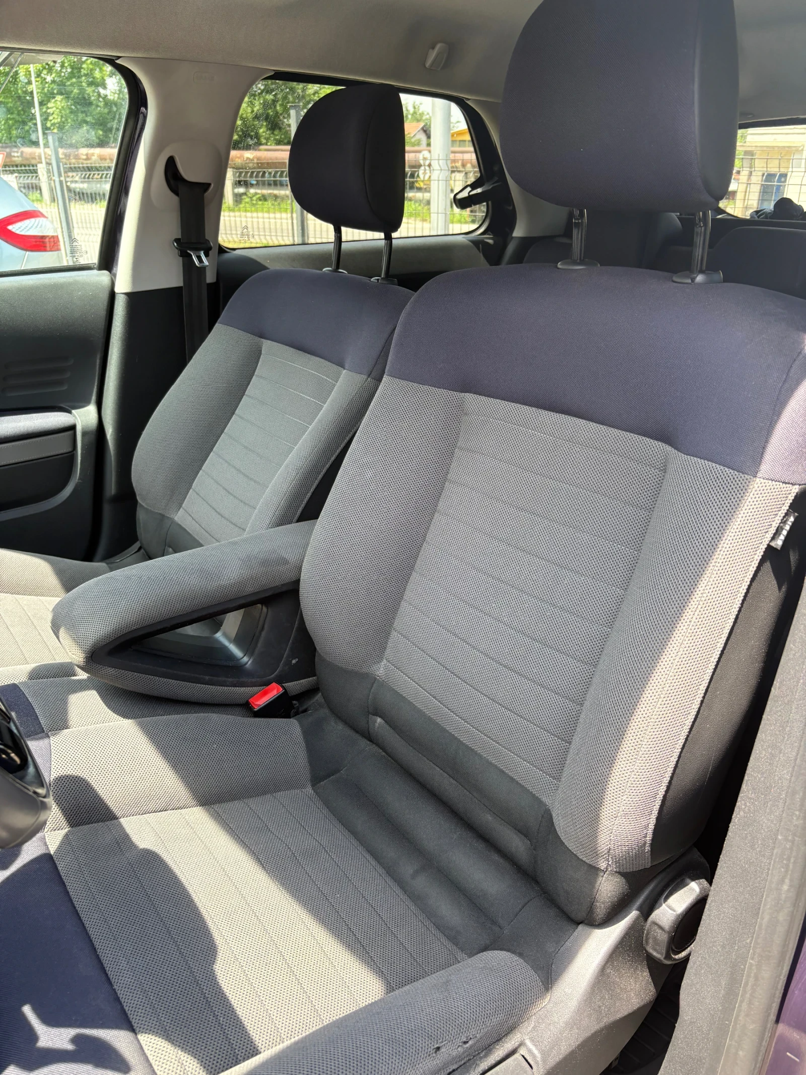 Citroen C4 Cactus, снимка 8 - Автомобили и джипове - 54763138