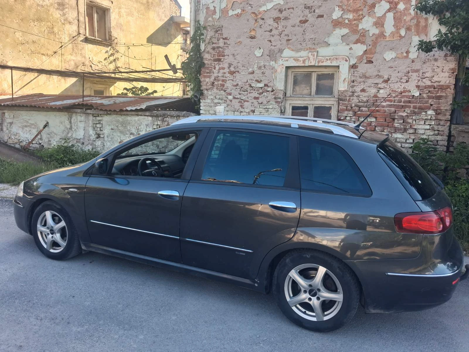 Fiat Croma 1.9 Multijet 120 к.с., снимка 5 - Автомобили и джипове - 54838248