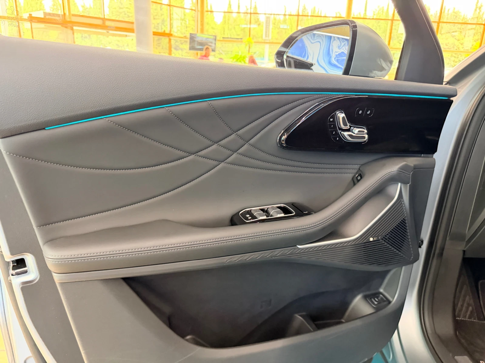 Omoda 9 Phev AWD , снимка 17 - Автомобили и джипове - 55022982