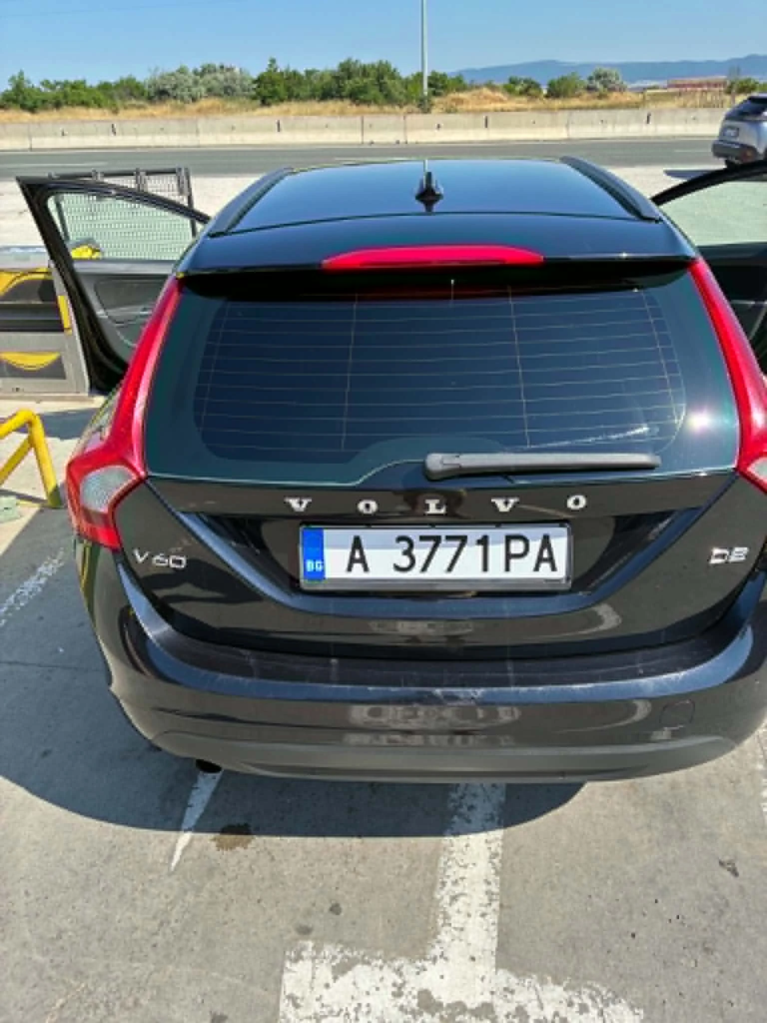 Volvo V60 DrivE, снимка 5 - Автомобили и джипове - 55044198