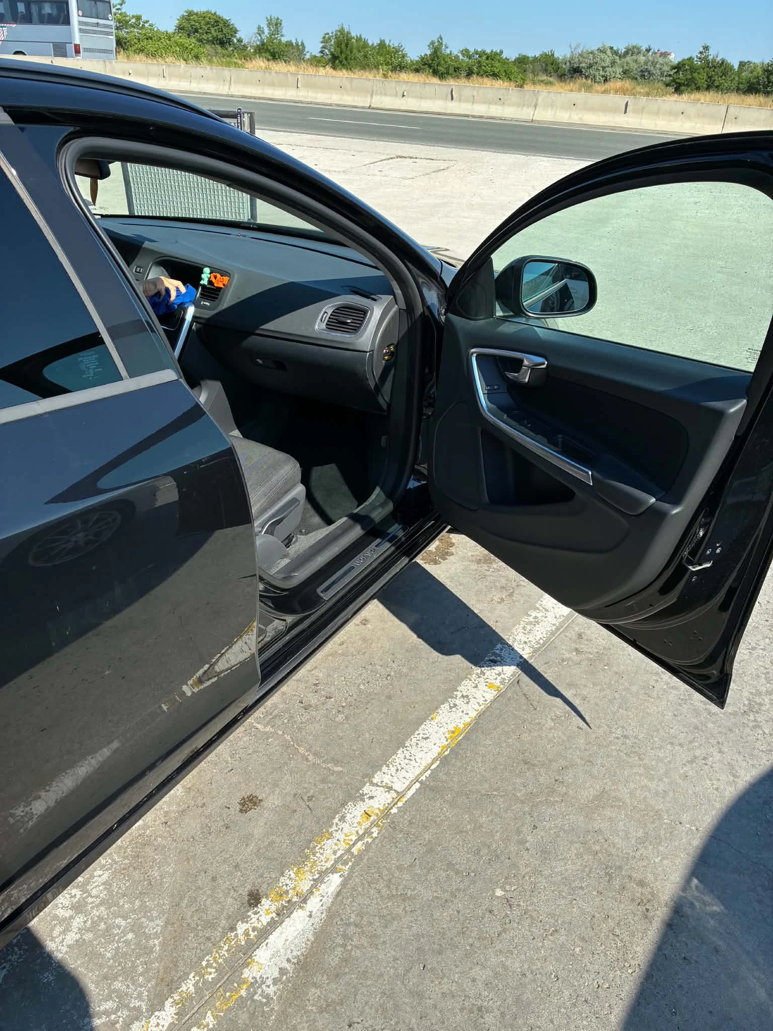 Volvo V60 DrivE, снимка 14 - Автомобили и джипове - 55044198