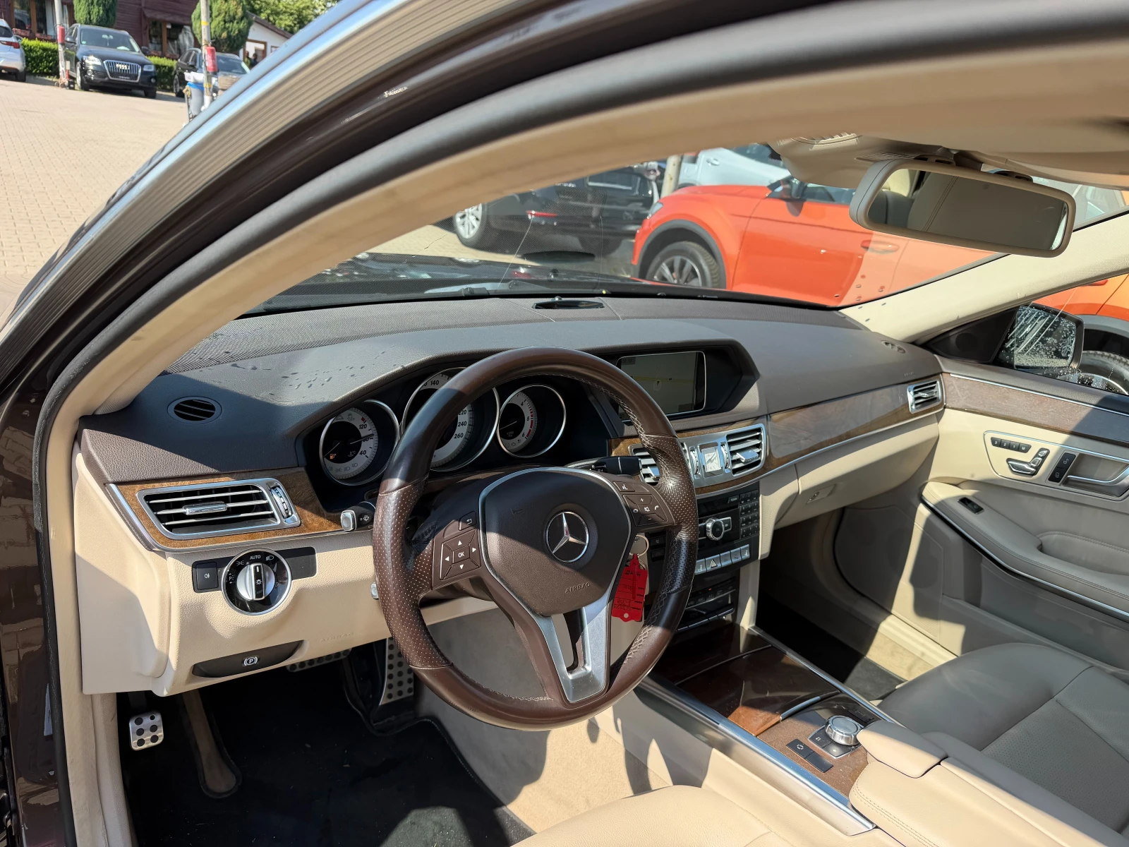 Mercedes-Benz E 350 CDI 4MATIC/AIRMATIC KOJA/NAVI/KAMERA EURO 6, снимка 13 - Автомобили и джипове - 55101322