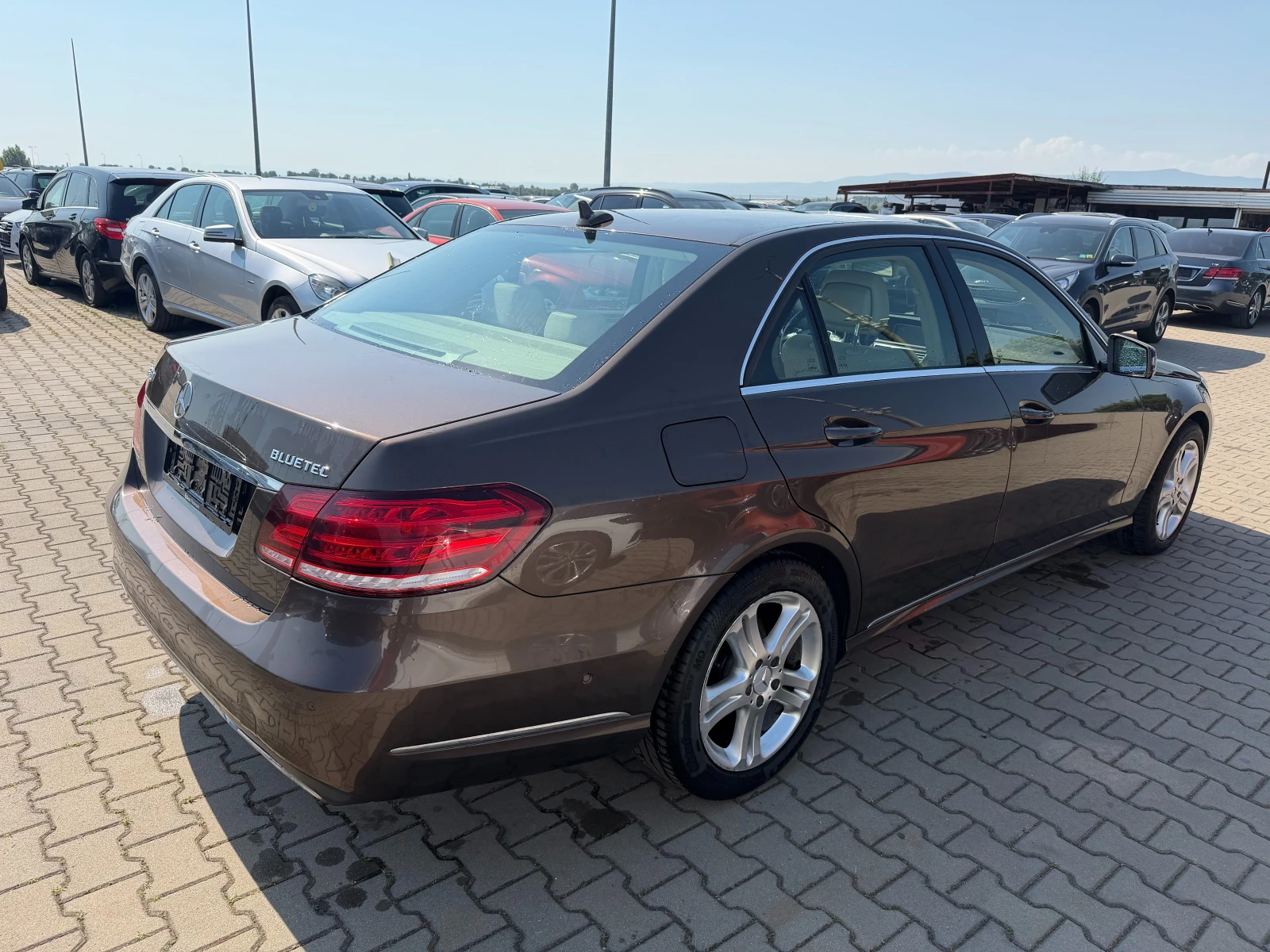 Mercedes-Benz E 350 CDI 4MATIC/AIRMATIC KOJA/NAVI/KAMERA EURO 6, снимка 6 - Автомобили и джипове - 55101322