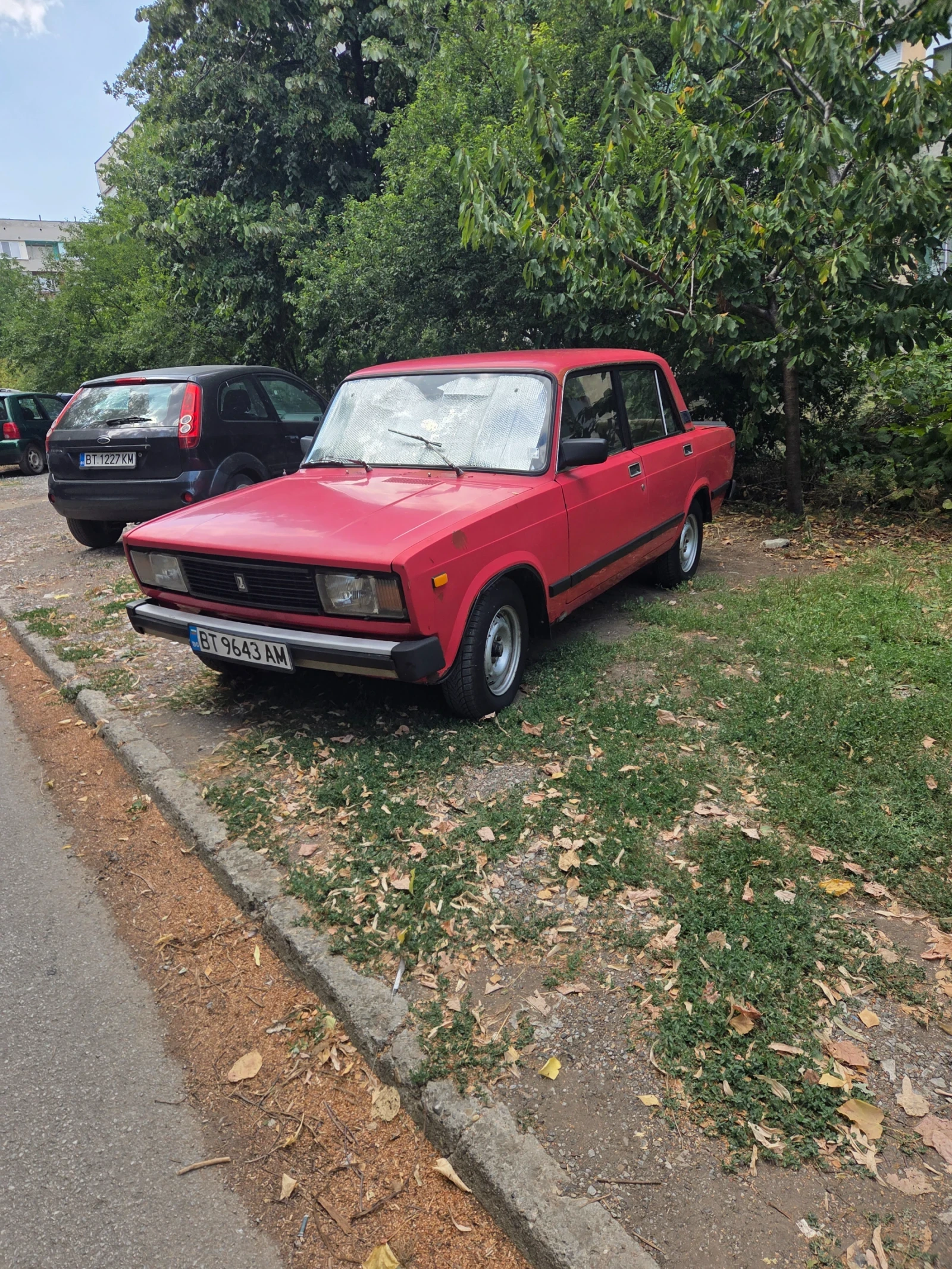 Lada 2105 Sedan, снимка 3 - Автомобили и джипове - 55576046