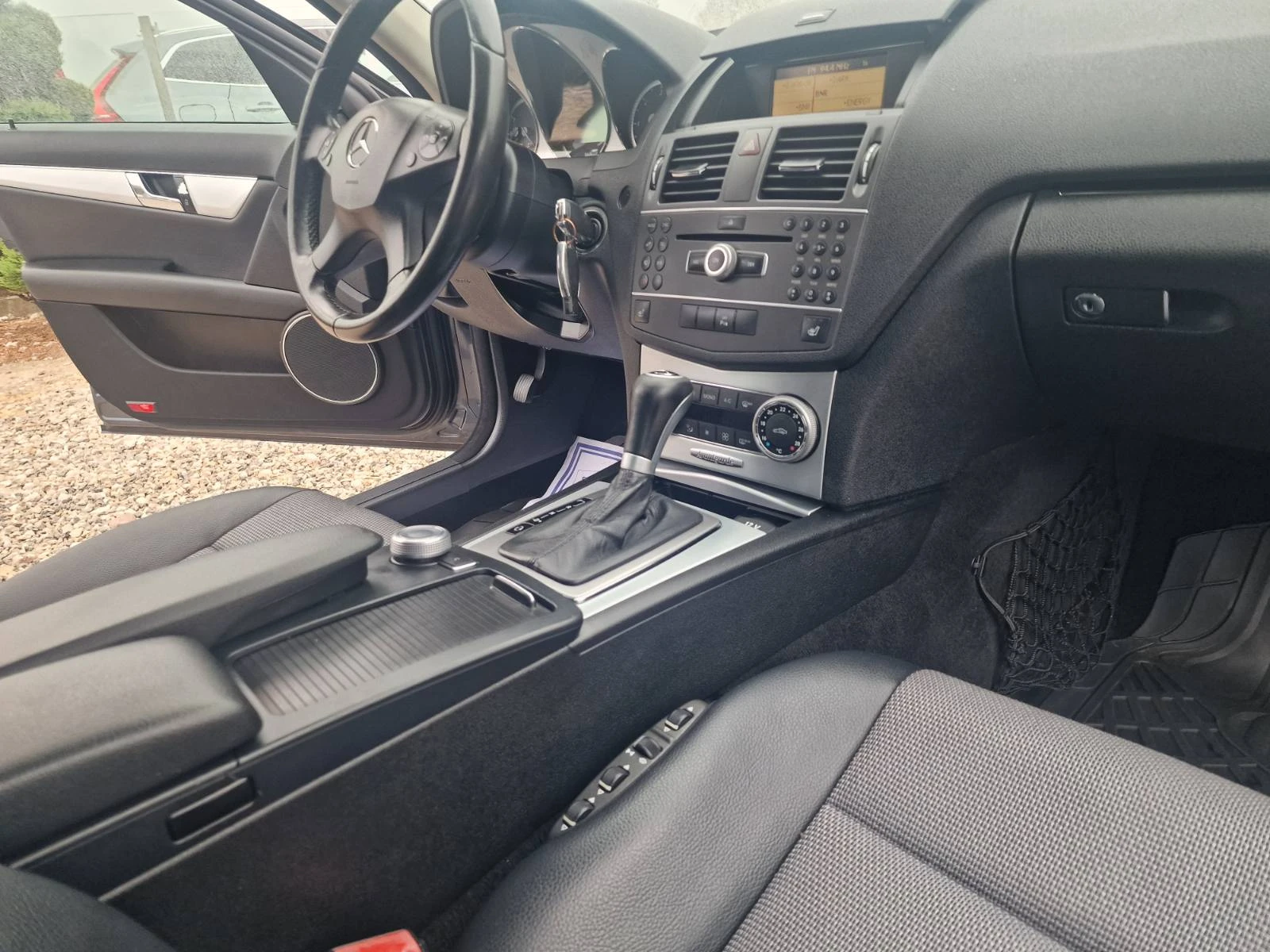 Mercedes-Benz C 220 2.2 CDI AVANTGARDE 170кс АВТОМАТ, снимка 14 - Автомобили и джипове - 55998714