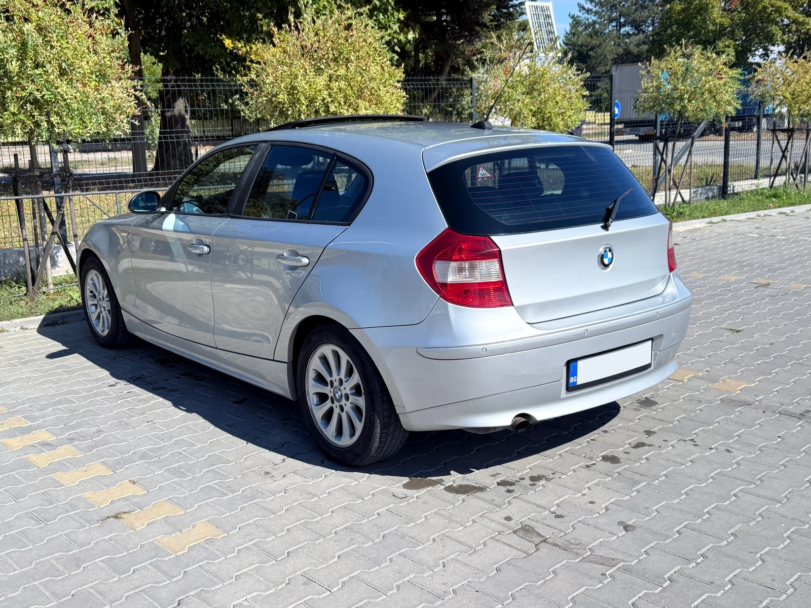 BMW 116 Газ/Панорама/Мултиволан/Навигация/Климатроник/Ligh, снимка 4 - Автомобили и джипове - 56259495