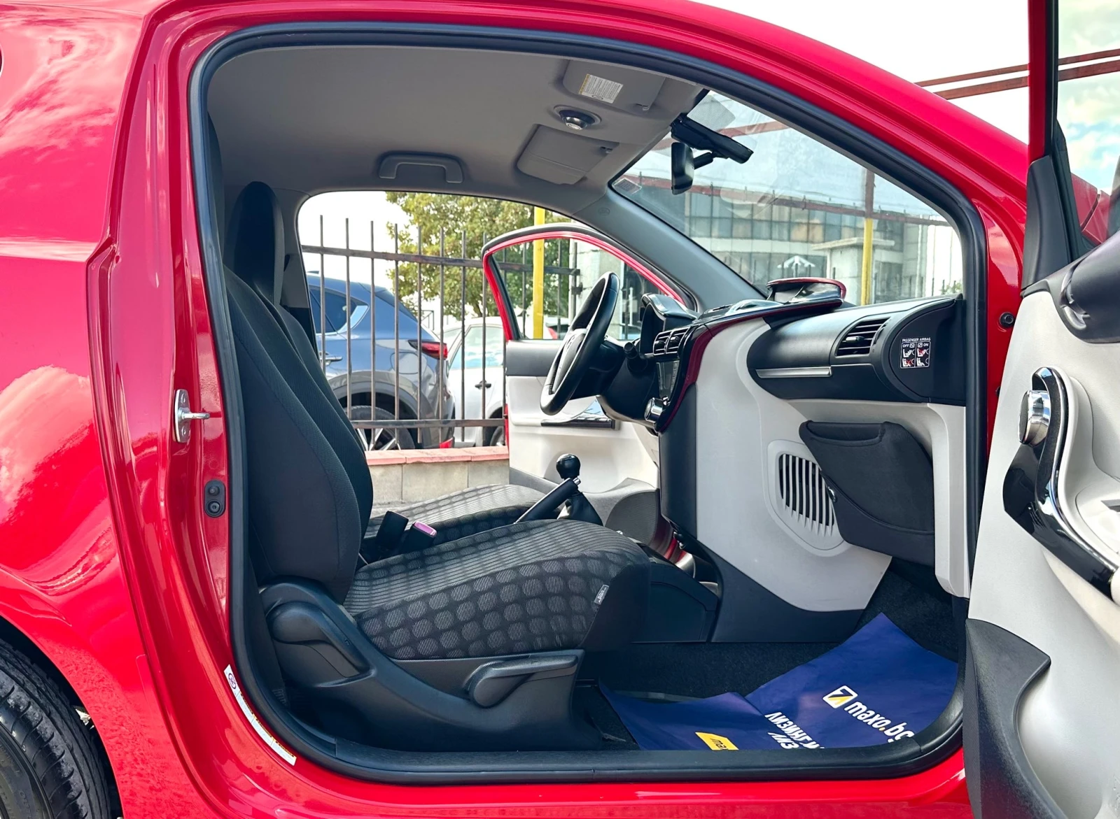 Toyota IQ 1.3 VVT-I 99HP | Mobile.bg � ����������� 8