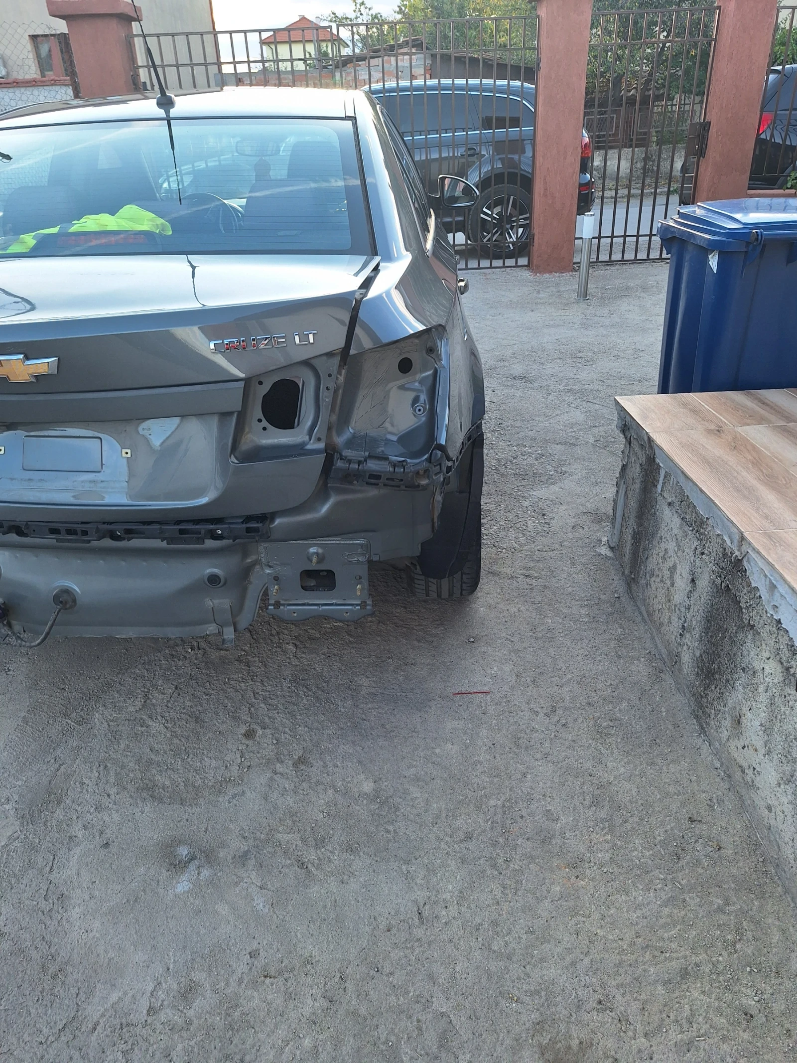 Chevrolet Cruze, снимка 9 - Автомобили и джипове - 56428216