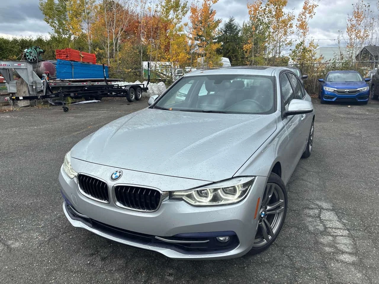 BMW 330 * 330i xDrive * CARFAX * 
