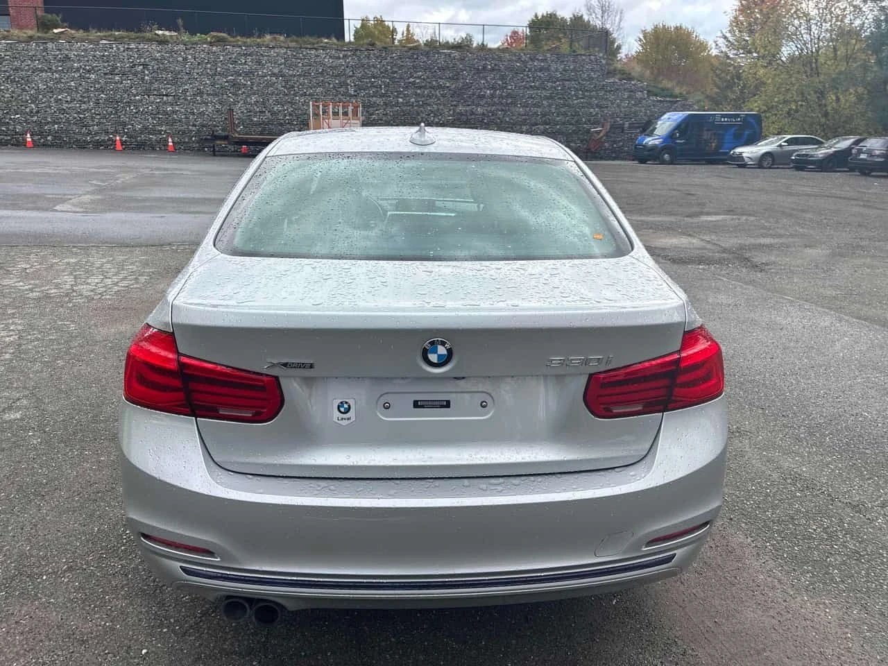 BMW 330 * 330i xDrive * CARFAX *  | Mobile.bg � ����������� 4