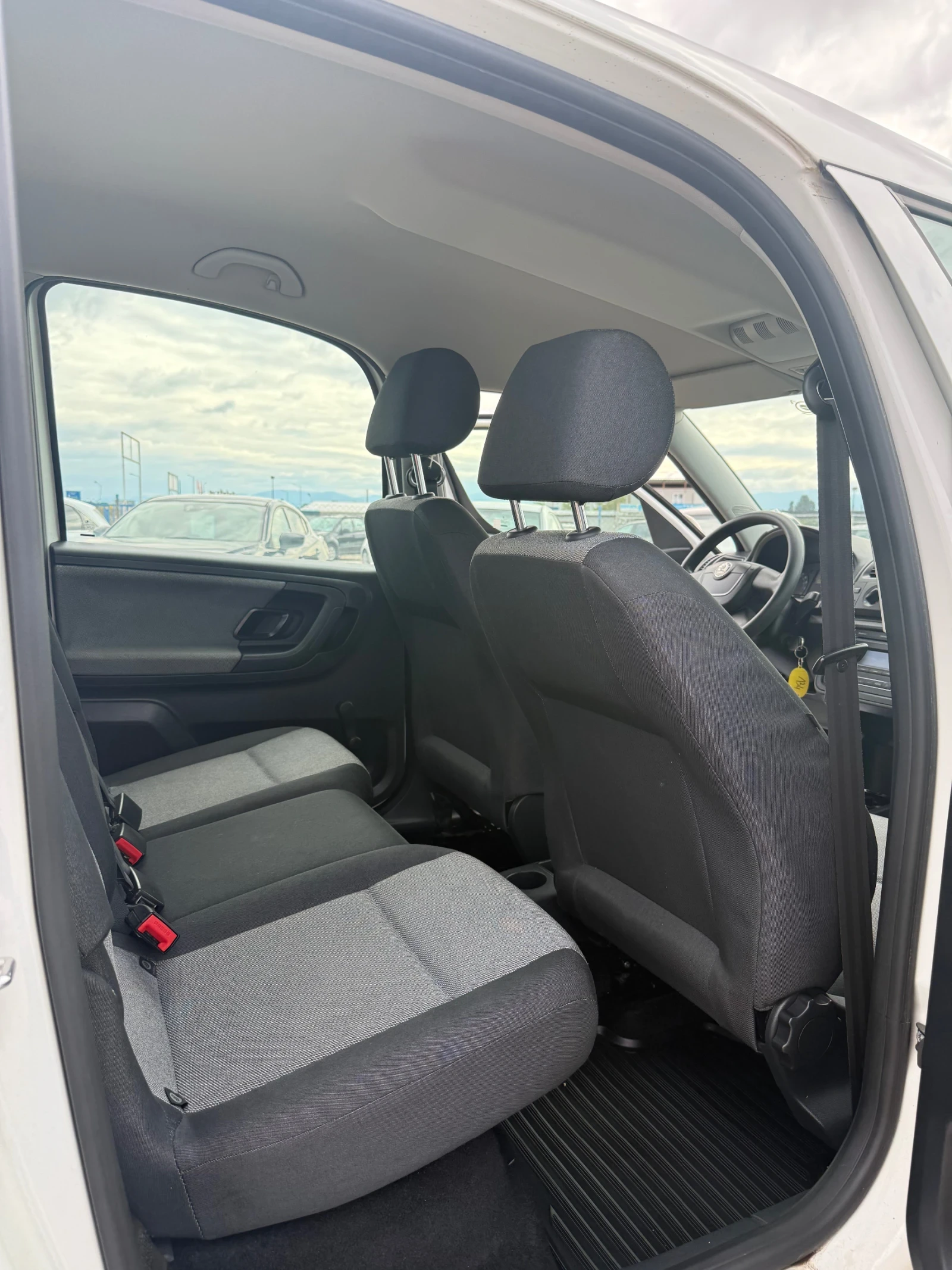 Skoda Roomster 1.6 TDi | Mobile.bg � ����������� 8
