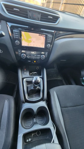 Nissan Qashqai 1, 3 DDT, ГРАНЦИЯ ДО 12/2025 г. ЕДИН СОБСТВЕНИК, снимка 17