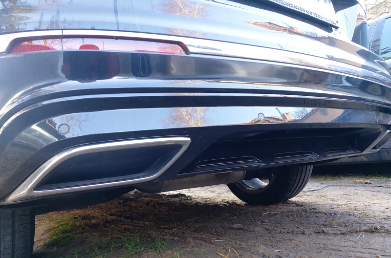 VW Tiguan 2.0d Allroad 4x4 DSG R line , снимка 9 - Автомобили и джипове - 53070893