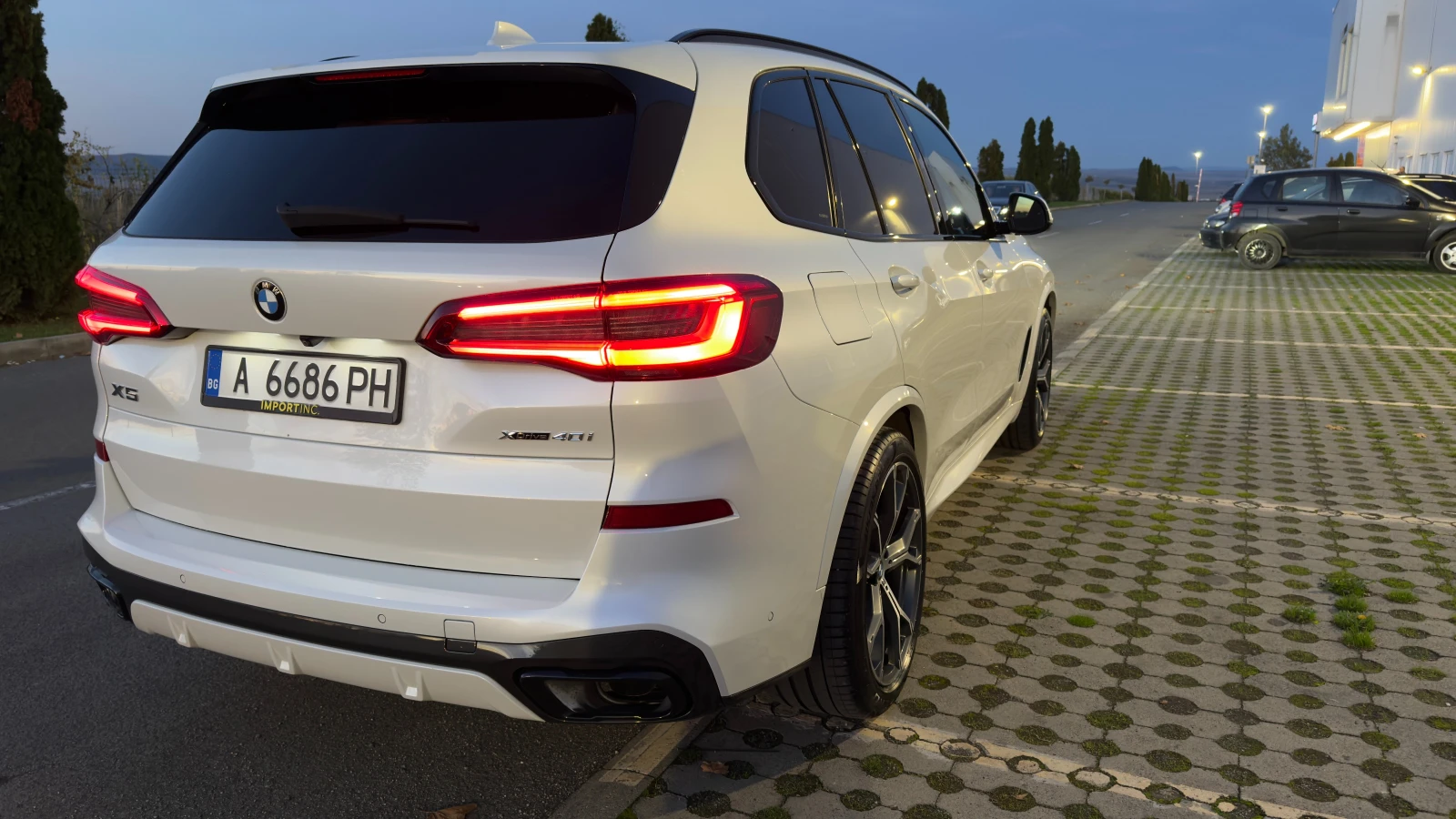 BMW X5 xDrive 40i - M-Sport /Laser / Swarowski/360 | Mobile.bg   5
