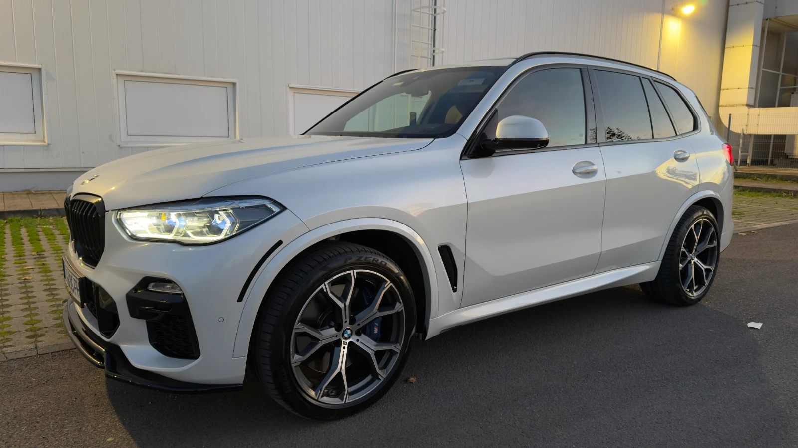 BMW X5 xDrive 40i - M-Sport /Laser / Swarowski/360 | Mobile.bg   2