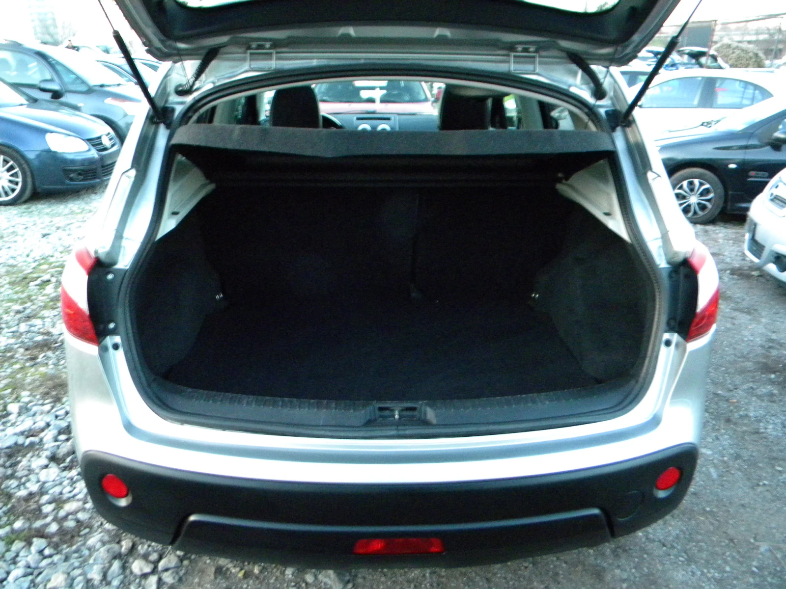 Nissan Qashqai 1.5DCI-6ck* 140000km* NAVI-����-��������* KATO ��� | Mobile.bg � ����������� 8