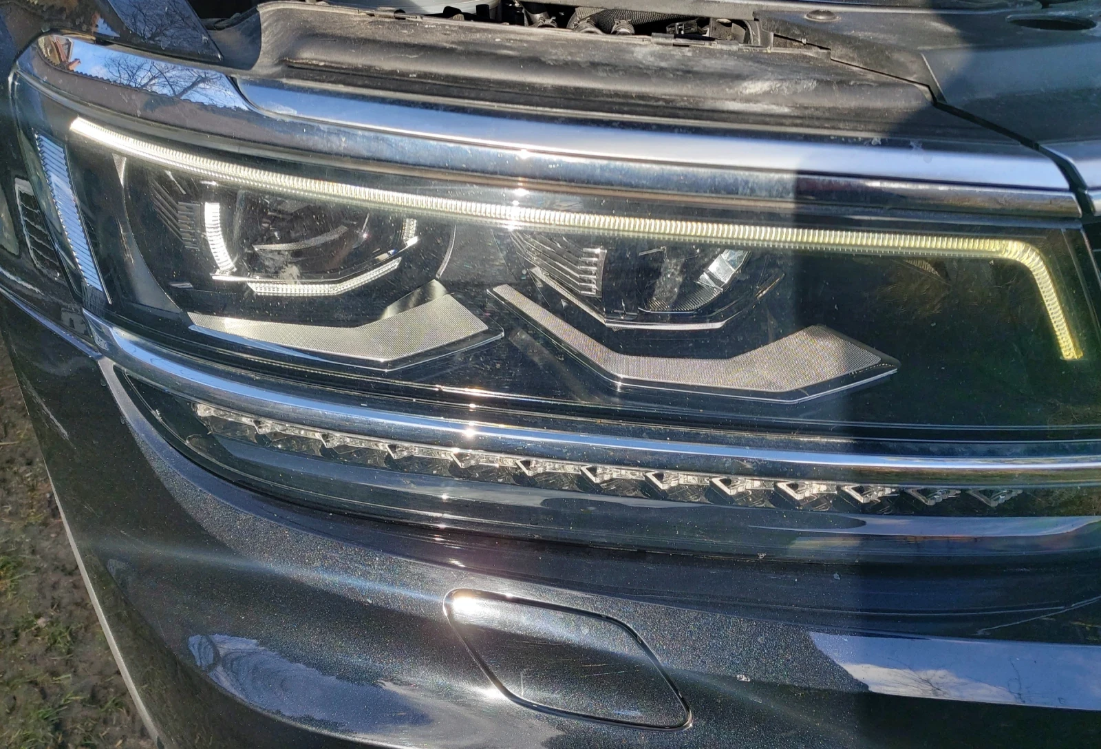 VW Tiguan 2.0d Allroad 4x4 DSG R line , снимка 6 - Автомобили и джипове - 53764961