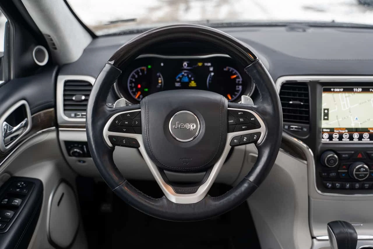 Jeep Grand cherokee | SUMMIT | DISTRONIC | ОБДУХВАНЕ | , снимка 13 - Автомобили и джипове - 54293918