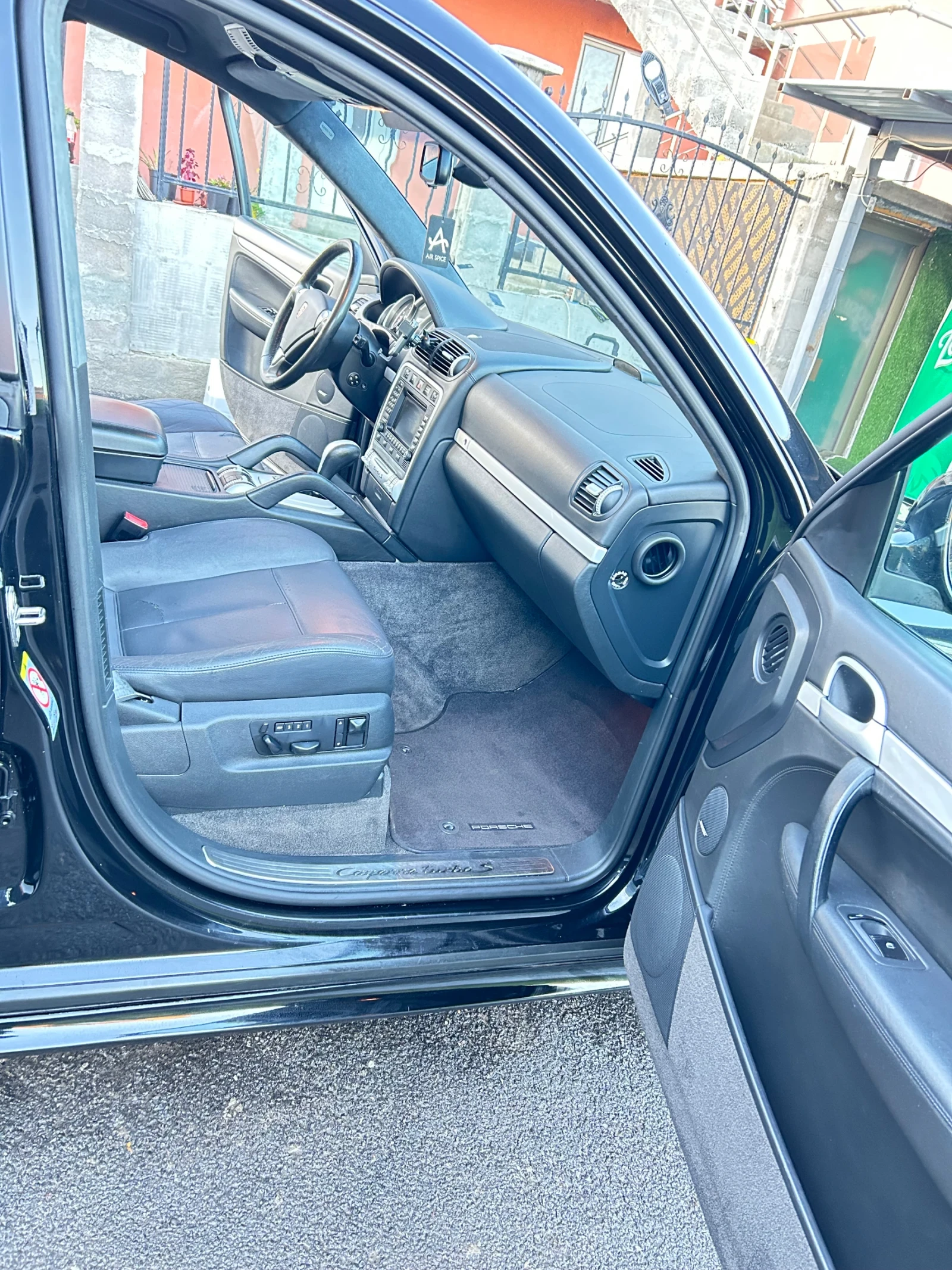 Porsche Cayenne 4.5 S 521 k.c. бартер, снимка 12 - Автомобили и джипове - 54315241