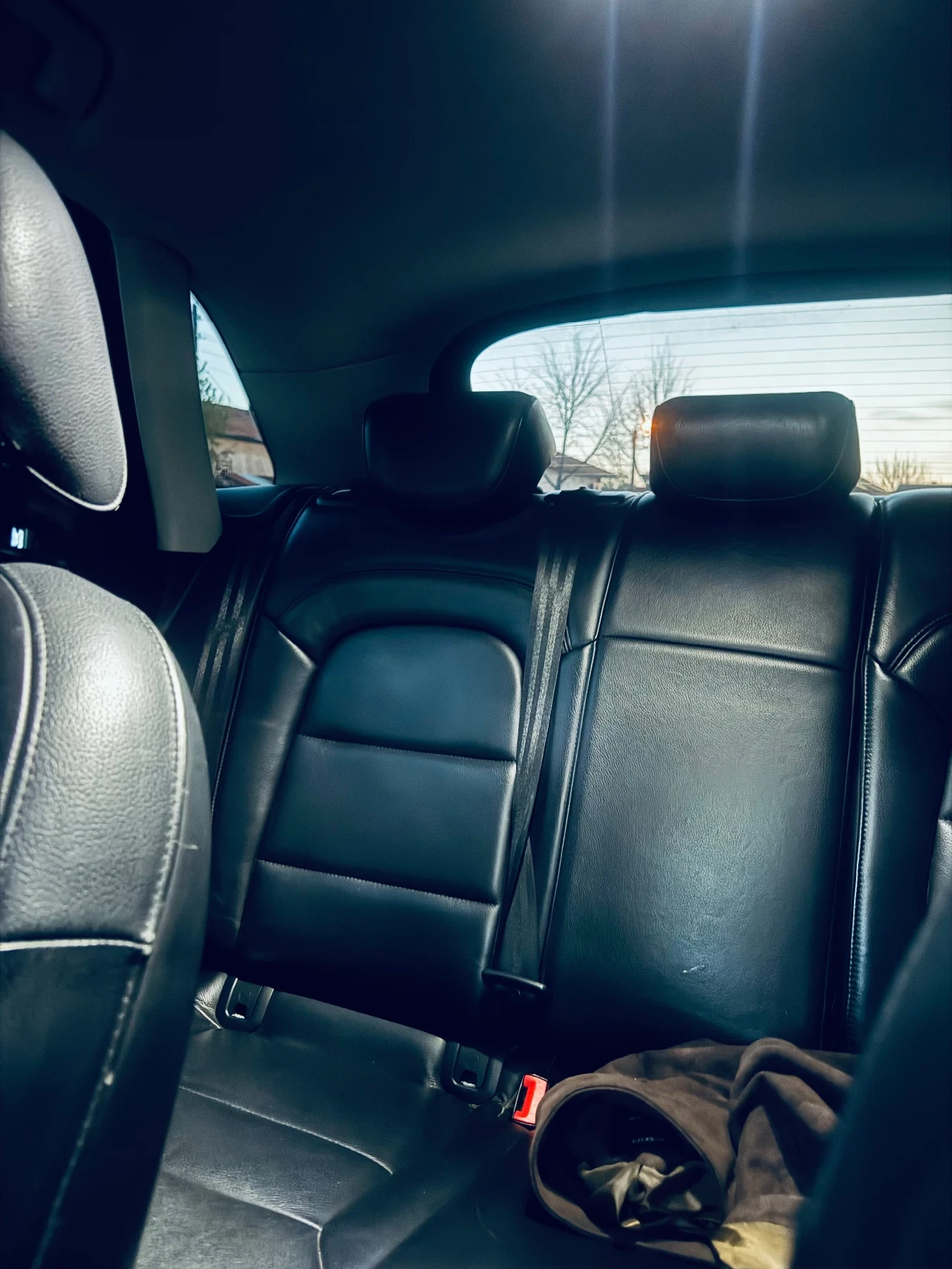 Audi Q3 2.0, снимка 10 - Автомобили и джипове - 54334946