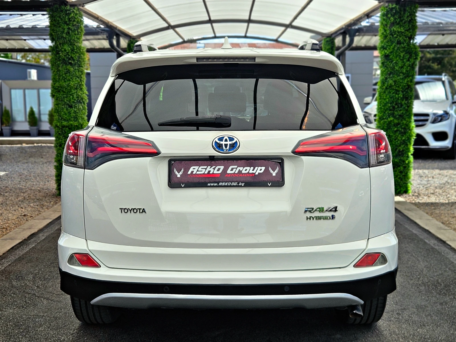 Toyota Rav4 HYBRID/4X4/152000KM/DISTR/CAMERA/ПОДГРЕВ/ЛИЗИНГ, снимка 6 - Автомобили и джипове - 54439405