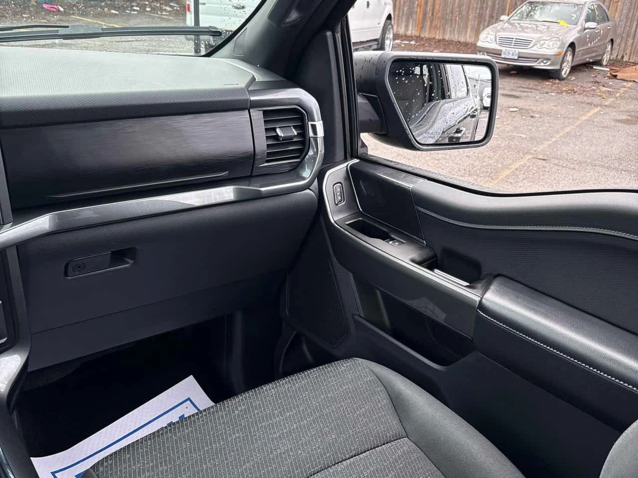 Ford F150 * XLT 4WD SuperCrew 5.5' Box * CARFAX * ЦЕНА Д, снимка 16 - Автомобили и джипове - 54520702
